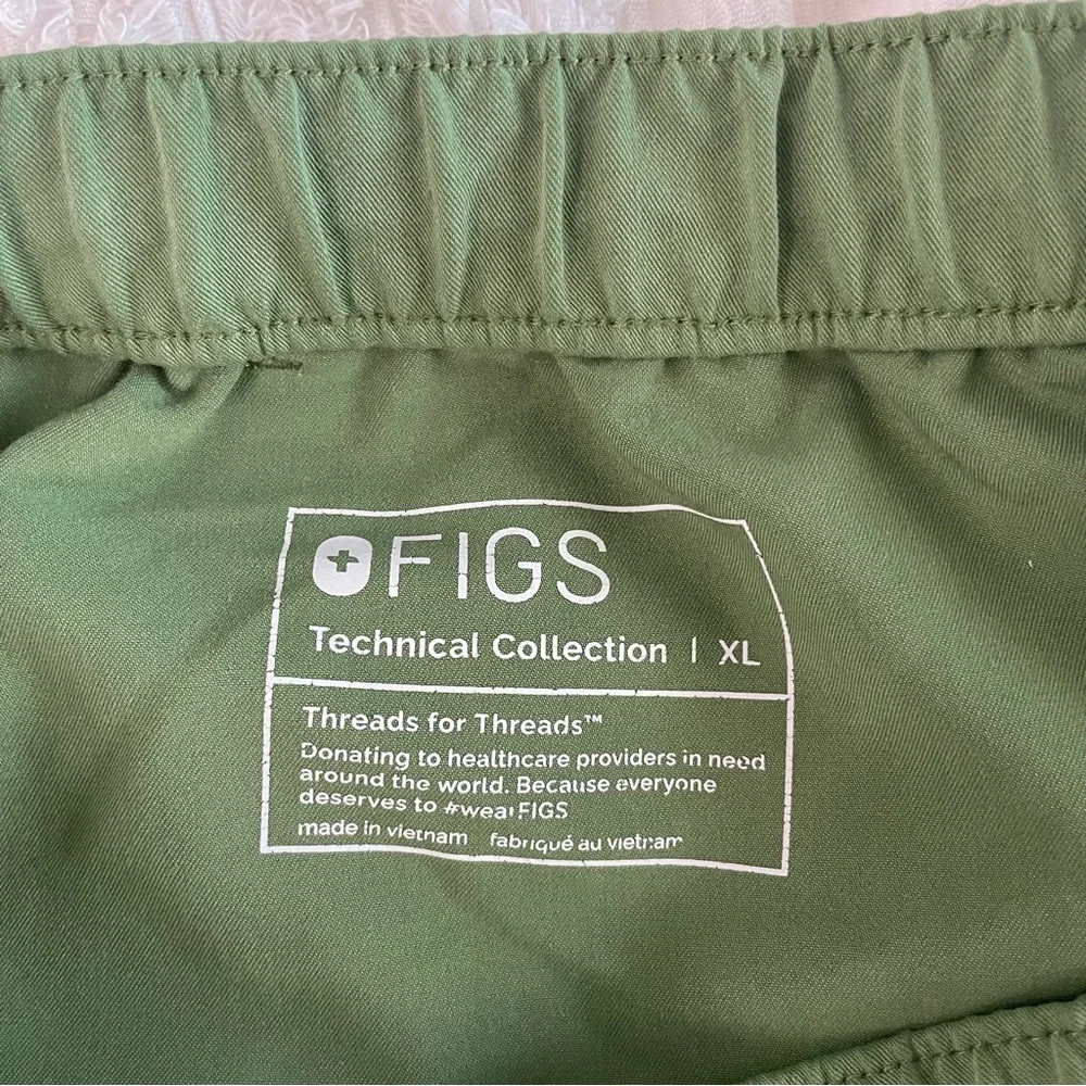 FIGS Tansen Jogger Scrub Pants Men’s XL Olive‎ Green